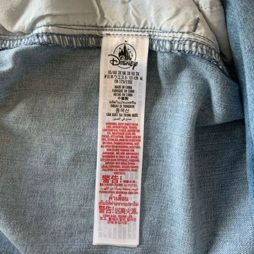 DISNEY HER UNIVERSE | Mickey & Minnie Jeans - Picture 4 of 7
